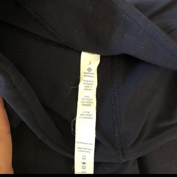 Lululemon athletica wide leg pants size 2 navy pockets - Picture 4 of 9